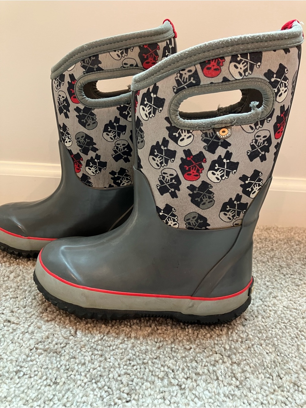 Bogs Kids Grey Skull Rain Boots with Red Accents